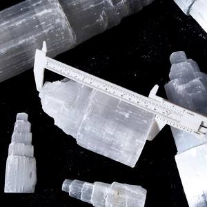 Nouvelle Lampe Tour en Sélénite Polie, Pierre Naturelle <span class=keywords><strong>de</strong></span> Guérison, Pointe <span class=keywords><strong>de</strong></span> Sélénite Calme pour la Méditation, le Travail Spirituel et la Maison - Product Image 5