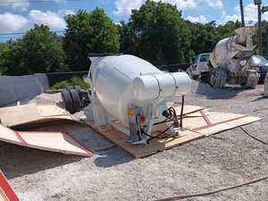 Camión Mezclador de Concreto de Carga Automática de 4 Metros Cúbicos, Nuevo Estilo, <span class=keywords><strong>Precio</strong></span> de Tambor Mezclador de Concreto - Product Image 3
