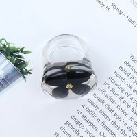 2024 Neuer transparenter Harzring mit schwarzen blumen klaren Ringen für Verlobung oder Party mit Zirkon perlens tein