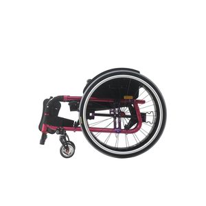 トルコ製 フットレスト付き 折りたたみ式 スポーツ車椅子 - Product Image 4