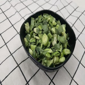 Fabricante profesional de hojas de ajo liofilizadas de alta calidad, frutas liofilizadas orgánicas naturales puras y frutas asequibles - Product Image 1