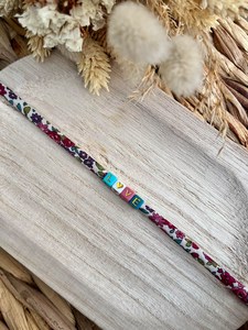 Bracelet en <span class=keywords><strong>cordon</strong></span> de tissu <span class=keywords><strong>LIBERTY</strong></span> personnalisé nom lettre perle fleur colorée Bracelet cadeau pour elle - Product Image 3