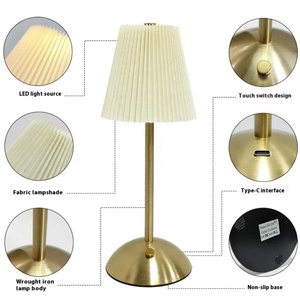 Lampada <span class=keywords><strong>da</strong></span> <span class=keywords><strong>Tavolo</strong></span> LED all'Ingrosso <span class=keywords><strong>per</strong></span> Fabbriche, Design Moderno, Portatile, Senza Fili, Controllo Touch, Dimmerabile, Paralume Bianco <span class=keywords><strong>per</strong></span> Hotel e Ristoranti - Product Image 4