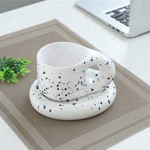 Madou – tasses en céramique de café et thé de noël multicolores, 270 Ml, vente en gros - Product Image 2
