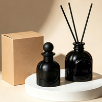 Flacon d'arôme en verre de luxe 50ml 100ml, différents bouchons, bâtonnets en rotin, logo OEM