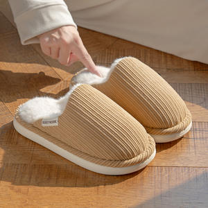 รองเท้าแตะในบ้านแบบหนานุ่มกันลื่น รุ่นใหม่ปี 2025 ให้ความอบอุ่นและเงียบสงบ - Product Image 2