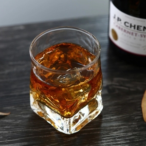 Bicchiere da Whisky Quadrato con Fondo Spesso in Stile Giapponese, Coppa Irregolare Artistica in Cristallo Edo, Calici per XO e Brandy, Regali Aziendali, Bicchiere Dritto per Cocktail - Product Image 4