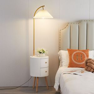 Bắc Âu thiết kế hiện đại hoa trắng đứng đèn phòng khách sofa bên bàn sàn đèn ánh sáng sang trọng phòng ngủ cà phê bảng đèn - Product Image 5