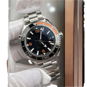 カスタマイズされた高品質防水腕時計、夜光針とサファイアミラー仕上げのステンレススチール製メンズウォッチ - Product Image 3