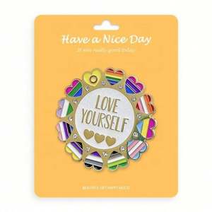 Badges et épingles personnalisés en métal, lettres de dessin animé mignonnes, logo, émail souple ou dur, pour casquettes, chapeaux, cols et revers de vêtements - Product Image 4