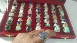 Anillos de piedras preciosas hechos a medida en tamaño 10 ideales para diseñadores de joyas y tiendas de accesorios de moda para reventa - Product Image 6