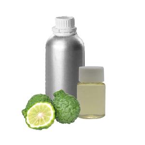 Aceite Esencial de Bergamota, Extracto Herbal para el Cuidado de la Piel, Disponible para Venta al por Mayor, Envasado en Botella, Tambor o Contenedor de Plástico - Product Image 2