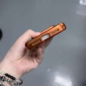 Oferta de <span class=keywords><strong>Black</strong></span> <span class=keywords><strong>Friday</strong></span>: Funda Magnética Transparente con Galvanoplastia para iPhone 17 ProMax 16 Plus 17Air, Carga Inalámbrica, Protección Antigolpes - Product Image 5