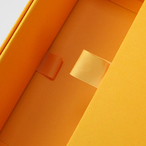 Luxury Folding <b>Box</b> Yellow Rigid Magnetic Good Quality <b>Box</b> Customized <b>Gift</b> Paper <b>Box</b> for Packing <b>Gifts</b> Clothing Shoes - Product Image 3