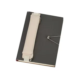Regalos promocionales banda elástica PU cuero pluma portalápices bolsa logotipo personalizado pluma manga caso para cuadernos