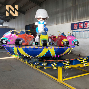 Manège OVNI volant compact Nova Rides 12 places, moto à 360°, voiture à rotation complète pour parc d'attractions - Product Image 4