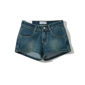 Shorts en jean déchiré extensible grande taille pour femme, style vintage respirant, motif tendance pour l'été, pour jeunes filles et femmes - Product Image 4