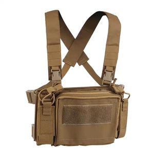 Zaino da esterno con maglia tattica in Cordura in Cordura D3CRM per giubbotto tattico con triplo 5.56 Mag Pack - Product Image 1