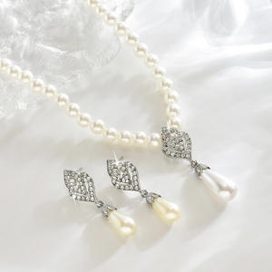 2025 nouveau exquis à la mode haute qualité cristal embelli bijoux de mariée perle larme collier boucle d'oreille ensemble - Product Image 4