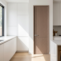 Porte moderne de haute qualité en PVC WPC fini, résistante aux termites et à l'humidité, pour chambre, cuisine, appartement et villa