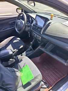 Toyota <span class=keywords><strong>YARiS</strong></span> L Modello 2014 1.3E Finitura Charm Trasmissione Automatica Hatchback - Product Image 4
