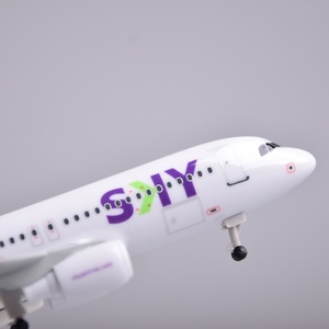 20cm A320 SKY Tekerlekli Reçine Uçak Modeli Hediye - Product Image 3