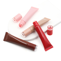 Gloss à lèvres végétalien longue tenue de haute qualité avec logo personnalisé, brillant, pigmenté, en tube souple, repulpant aux peptides, idéal pour l'été, fabrication OEM