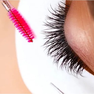 Brosse de nettoyage pour cils et applicateur de mascara avec porte-clés, logo personnalisé, outil portable pour l'entretien des extensions de cils en salon - Product Image 5