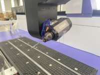 Routeur CNC professionnel 5 axes 380V avec PLC Syntec pour la sculpture 3D, la gravure et le fraisage de mousse, EPS, bois, statues