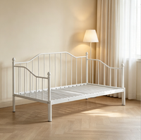 Sofá Cama Extensible de Metal Blanco Ahorrador de Espacio, de Tamaño Individual a King, Estructura de Sofá Cama 2 en 1, Mueble de Hierro para Apartamentos Pequeños y Habitaciones de Huéspedes