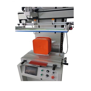 Machine d'impression sérigraphique semi-automatique PLC haute précision, facile à utiliser, pour l'impression d'étiquettes sur caisses et bacs en plastique, neuve ou d'occasion, avec moteur. - Product Image 6