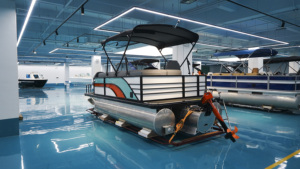 Nuevo barco pontón eléctrico de aluminio de lujo de 16 pies 4M-8m OEM ODM para cruceros en lagos y aventuras de pesca - Product Image 2
