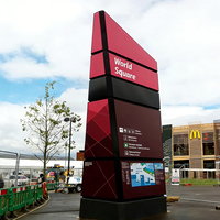 Panneau Totem Extérieur Autoportant Personnalisé par le Fabricant avec Cadre en Alliage d'Aluminium et Source Lumineuse LED pour Signalisation de Guidage
