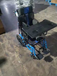 Équipement de thérapie médicale de haute qualité, <span class=keywords><strong>fauteuil</strong></span> <span class=keywords><strong>roulant</strong></span> pour enfants atteints de paralysie cérébrale, en stock, à vendre - Product Image 2