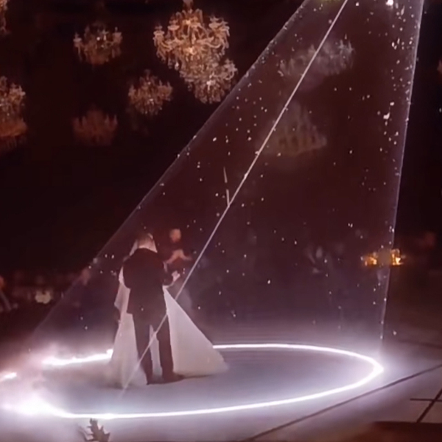 Indoor 3D Mapping Projector for Wedding Ballroom 360 Immersive Interactive Metal Immersive Projection