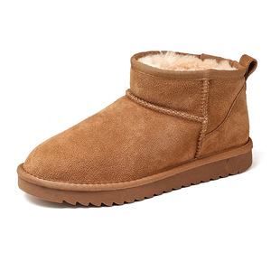 <span class=keywords><strong>Bottes</strong></span> <span class=keywords><strong>de</strong></span> <span class=keywords><strong>neige</strong></span> en cuir véritable pour femmes, personnalisées OEM, vente en gros, <span class=keywords><strong>bottes</strong></span> d'hiver chaudes doublées <span class=keywords><strong>de</strong></span> fourrure, bottines à semelle antidérapante, mini classiques pour femmes - Product Image 3