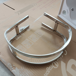 Lavabo d'angle mural triangulaire en céramique de petite taille avec cadre en acier inoxydable – Vente directe usine Chaozhou - Product Image 6
