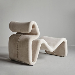 Designer Abstract Lines Fold and Etcetera Bend Bendy Lounge Chair Chaise longue en fibre de verre profilée - Product Image 4