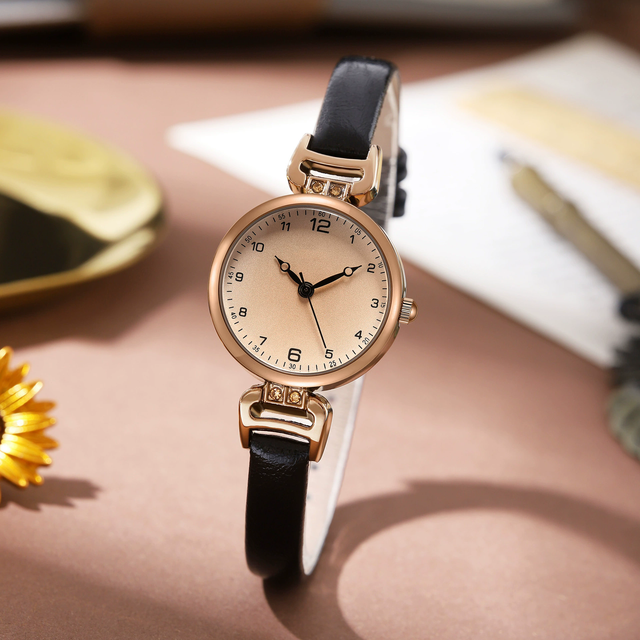 Vintage Watches with Feminine Style Fashionable and Elegant Quartz Ladies' Watches with Artistic and Trendy Simplicity