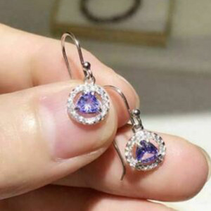 Orecchini Pendenti Semplici Viola per Donne, Eleganti Gioielli da Indossare all'Orecchio - Product Image 4