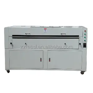 Kağıt için Film laminasyon makinesi UV kaplama makinesi üzerinde 1350 endüstriyel UV sıvı fotoğraf albümü