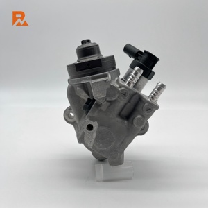 Pompe à injection de carburant 0445010517 13517810697 13514740613 7810696 13518571796 pour moteur - Product Image 1