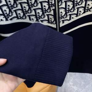 Cárdigan Otoño 2025 para Hombre, Nuevo, Personalizado, Versátil, de Punto, con Cuello Alto, Informal - Product Image 3