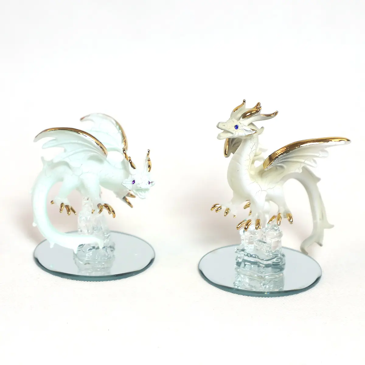 Cadeaux d'artisanat de mode ornements en verre clair dragon artisanal en verre soufflé en gros