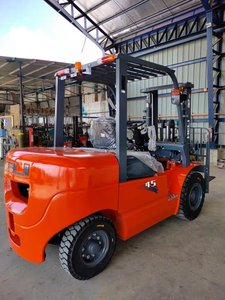 รถยกดีเซล 4.5 ตัน ปรับแต่งความสูงในการยกได้ ยางตัน แบบเสา 2/3 ท่อน ยกได้อย่างอิสระเต็มที่ รถยกแบบถ่วงน้ำหนัก Heli CPCD - Product Image 3