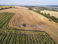 Machines agricoles de marque célèbre en Chine 4 rangées moissonneuse-batteuse de riz 4LZT-4.0ZD