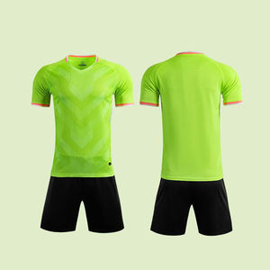 Hızlı Kuruyan Nefes Alabilen Yazlık Kısa Kollu Dijital Baskılı Profesyonel Takım Futbol Forması - Product Image 1