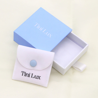 Bijoux de marque de mode personnalisés boîte d'emballage avec logo et pochette de sac boîte cadeau de style bague boucles d'oreilles collier jeune imprimé en usine