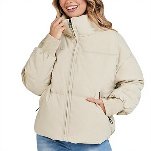 Blouson matelassé personnalisé pour femme avec logo, en coton, coupe ample, épais, d'hiver, noir, pour l'extérieur - Product Image 1