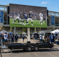 Remolque con Pantalla LED EF16, Remolque Publicitario Móvil con Elevación Hidráulica para Eventos Publicitarios al Aire Libre, Ferias Comerciales, Campañas de Marca